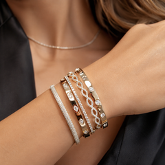 18K Rose Gold Twisted Diamond Bangle (Natural Diamonds)