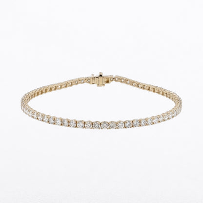 Luxury Diamond Tennis Bracelet in 18k Yellow Gold