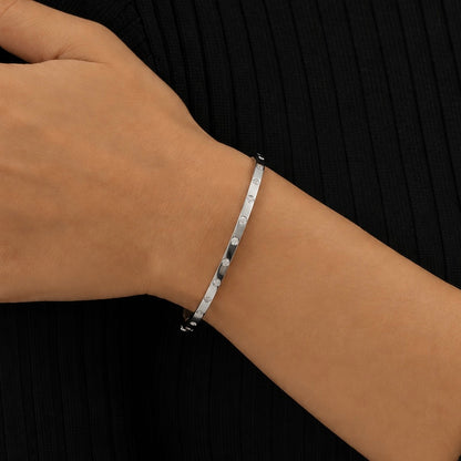 Solid Gold Natural Round Brilliant Diamond Flush-Set Hinge Bangle (3mm)