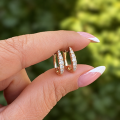 Graduated Natural Diamond Huggie Hoop Earrings | 14K & 18K Gold | 15mm 0.40 CTW