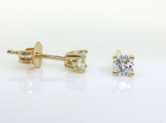 Diamond Stud Earrings - 14K Yellow Gold - 0.20cts T.W