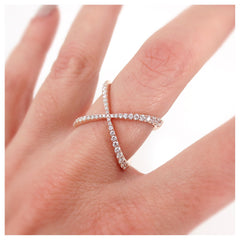 Diamond Pave Criss-cross X Ring in 18k Rose Gold