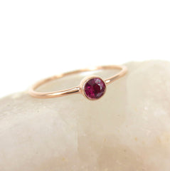 0.14 cts Bezel-Set Solitaire Ruby Ring - 18K Rose Gold