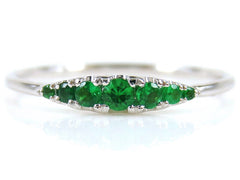 Seven Stones Graduated Tsavorite Ring - 18K White Gold