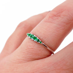 Seven Stones Graduated Tsavorite Ring - 18K White Gold
