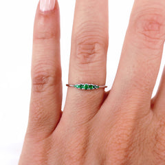 Seven Stones Graduated Tsavorite Ring - 18K White Gold