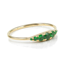 0.27cts  Seven-Stones Graduated Tsavorite Ring - 18K Yellow Gold